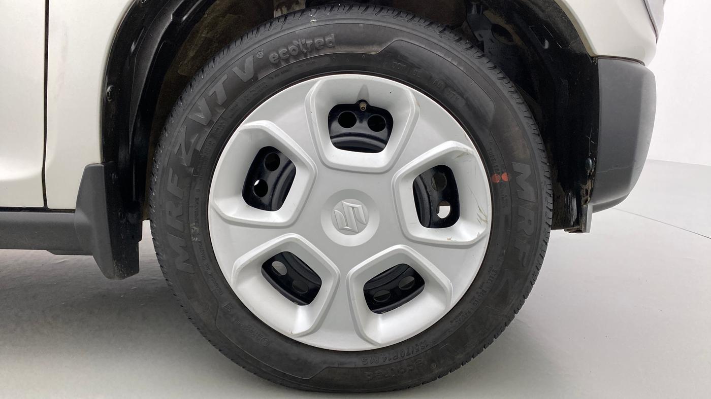 2021 Maruti S PRESSO VXI CNG, CNG, Manual, 50,404 km, Right Front Wheel