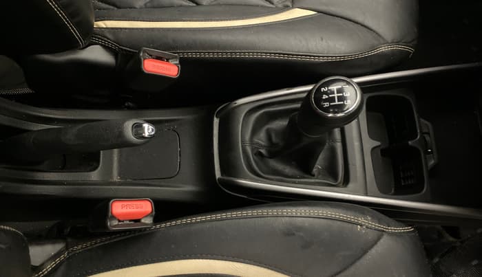 2022 Maruti XL6 ZETA MT, Petrol, Manual, 42,603 km, Gear Lever