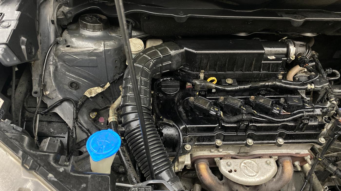 2022 Maruti XL6 ZETA MT, Petrol, Manual, 42,603 km, Engine View - Right
