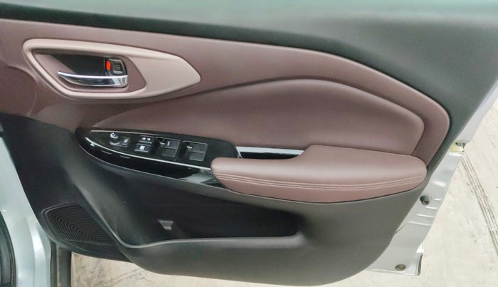 2025 Toyota Urban Cruiser Taisor V 1.0 Petrol MT, Petrol, Manual, 9,028 km, Driver Side Door Panels Control