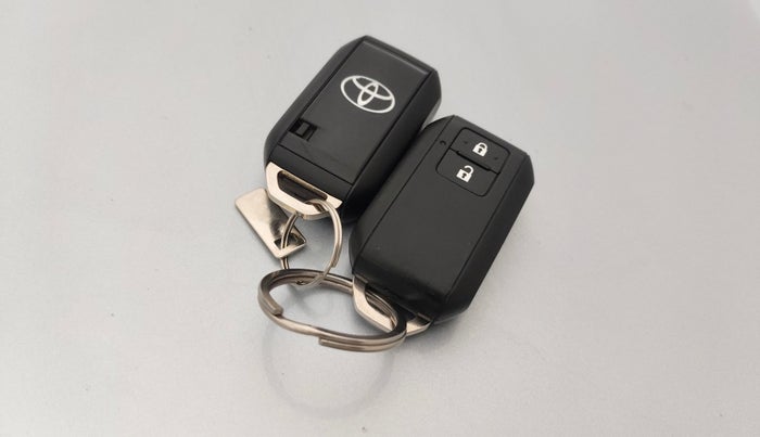 2025 Toyota Urban Cruiser Taisor V 1.0 Petrol MT, Petrol, Manual, 9,028 km, Key Close Up