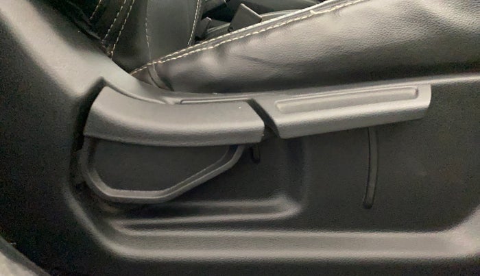 2024 Hyundai EXTER  SX 1.2 AMT, Petrol, Automatic, 27,625 km, Driver Side Adjustment Panel