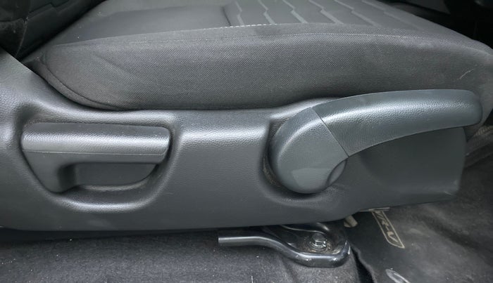 2021 Honda WR-V 1.2 SV MT, Petrol, Manual, 17,658 km, Driver Side Adjustment Panel