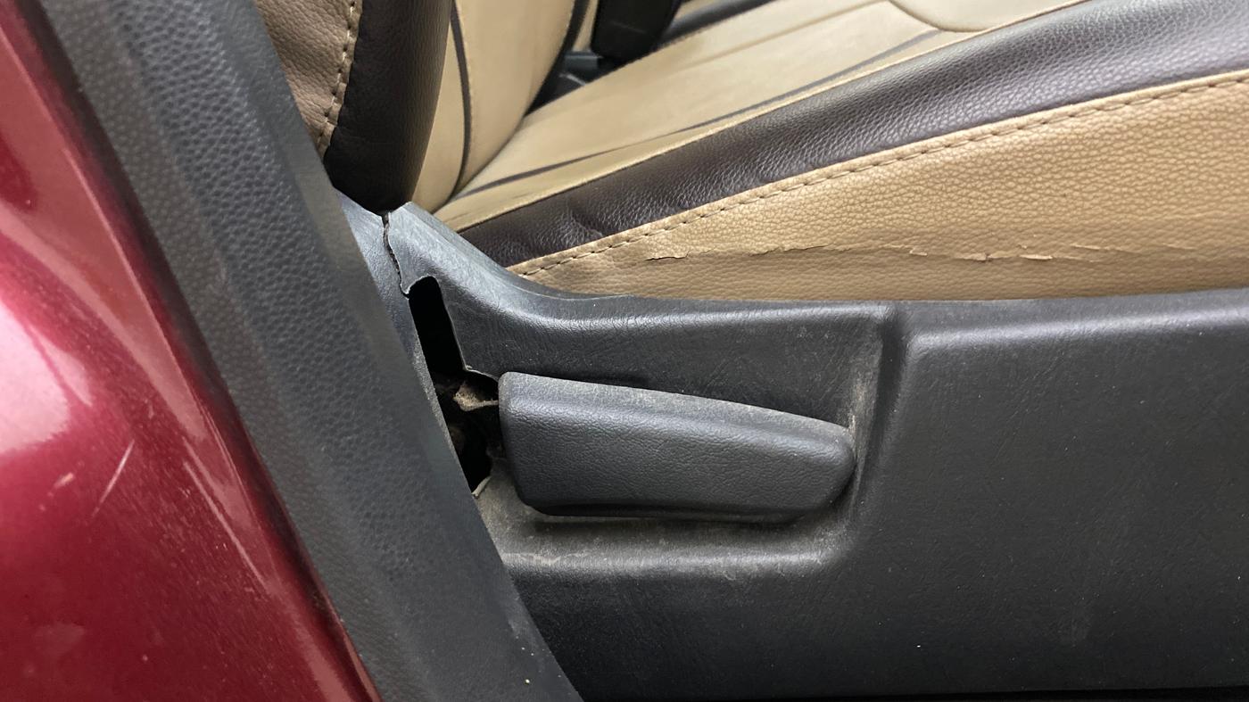 2015 Maruti Alto K10 VXI AMT, Petrol, Automatic, 61,631 km, Driver Side Adjustment Panel
