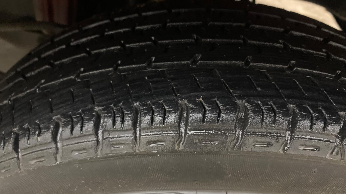 2015 Maruti Alto K10 VXI AMT, Petrol, Automatic, 61,631 km, Left Rear Tyre Tread