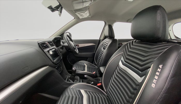 2017 Maruti Vitara Brezza ZDI PLUS, Diesel, Manual, 57,214 km, Right Side Front Door Cabin