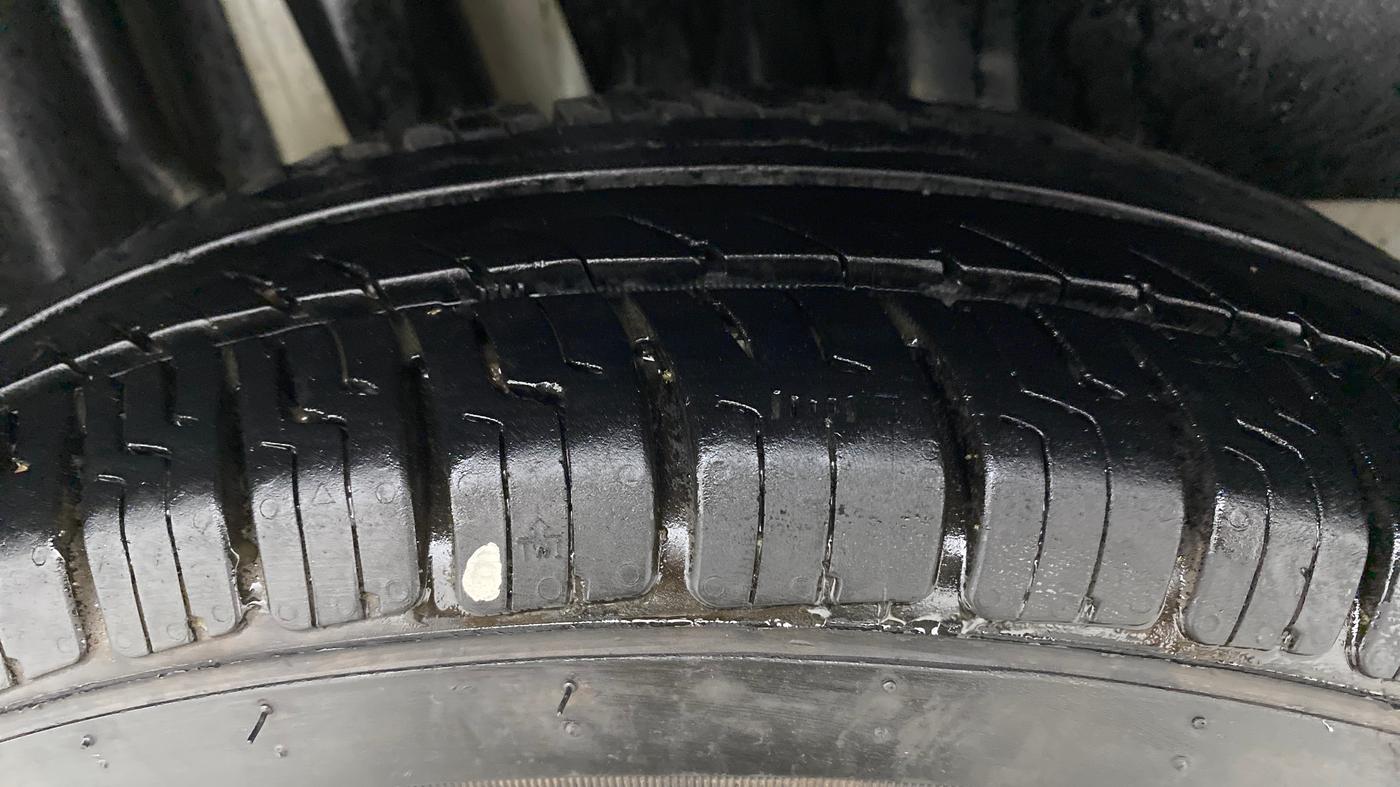 2018 Maruti Swift VXI, Petrol, Manual, 61,025 km, Right Rear Tyre Tread