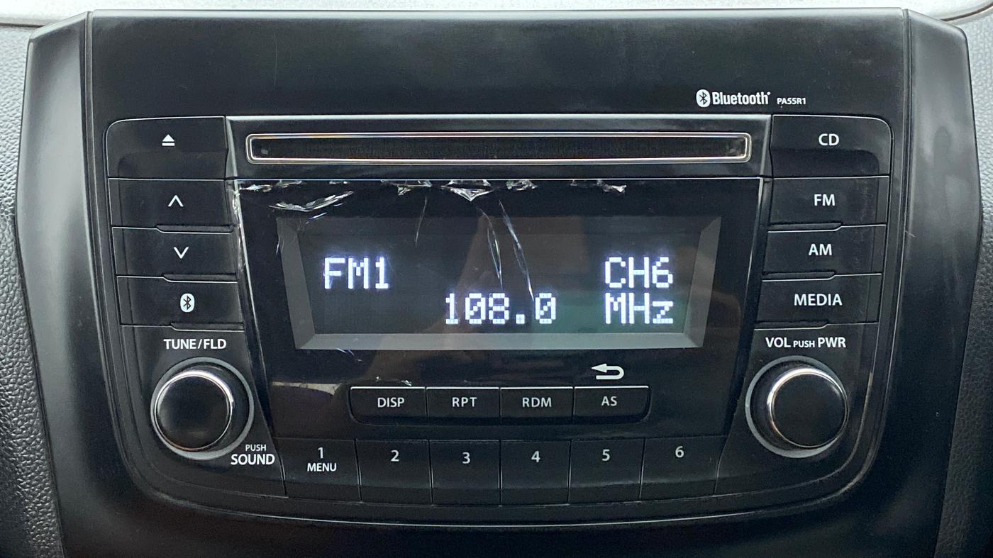 2018 Maruti Swift VXI, Petrol, Manual, 61,025 km, Infotainment System