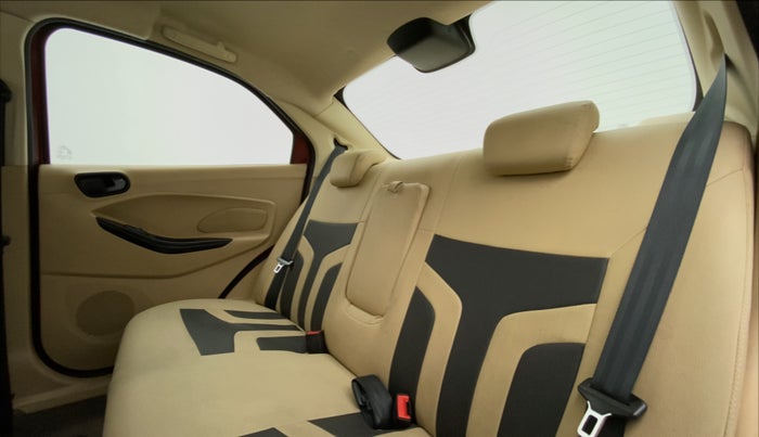 2017 Ford Figo Aspire 1.5 TITANIUM DIESEL, Diesel, Manual, 41,370 km, Right Side Rear Door Cabin