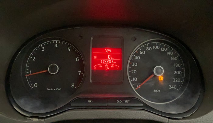 2013 Volkswagen Vento HIGHLINE 1.6 MPI, Petrol, Manual, 1,14,206 km, Odometer Image