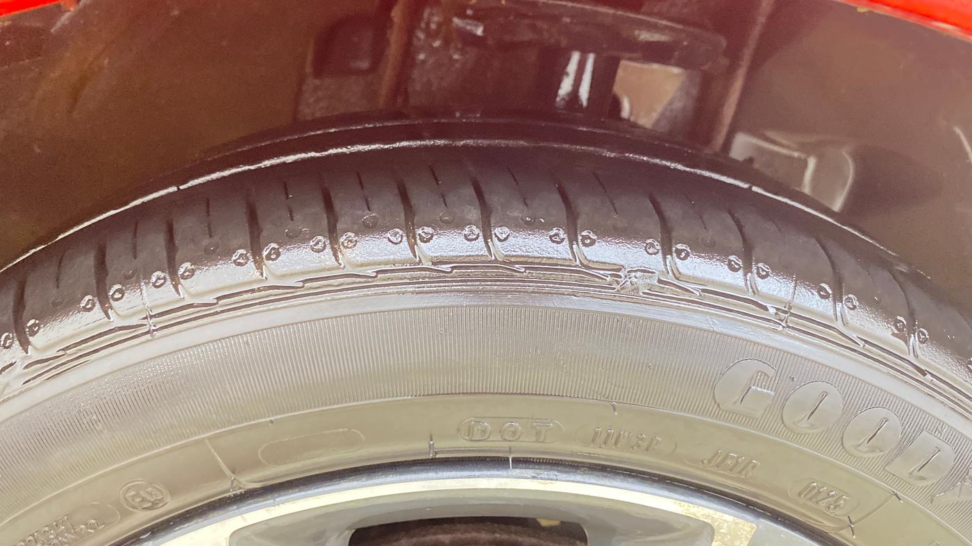 2020 Tata Tiago XZA PLUS PETROL, Petrol, Automatic, 67,446 km, Right Front Tyre Tread
