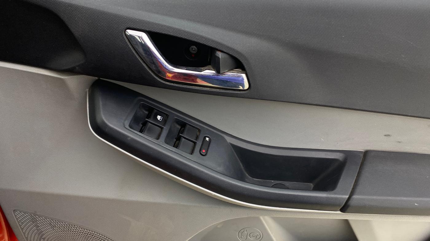 2020 Tata Tiago XZA PLUS PETROL, Petrol, Automatic, 67,446 km, Driver Side Door Panels Control