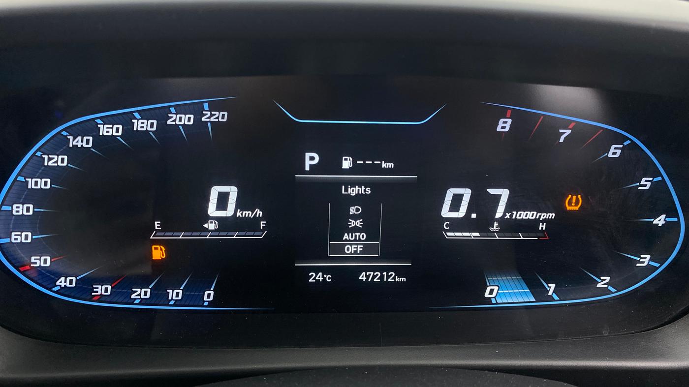 2021 Hyundai NEW I20 SPORTZ 1.2 AT, Petrol, Automatic, 47,212 km, Odometer Image