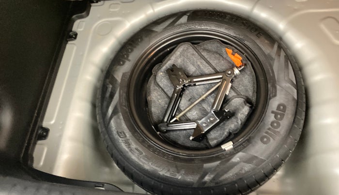 2020 Hyundai VENUE SX 1.0 TURBO, Petrol, Manual, 19,526 km, Spare Tyre