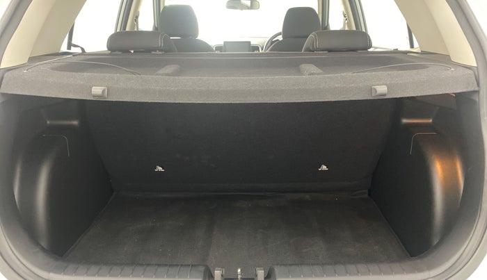 2020 Hyundai VENUE SX 1.0 TURBO, Petrol, Manual, 19,526 km, Boot Inside