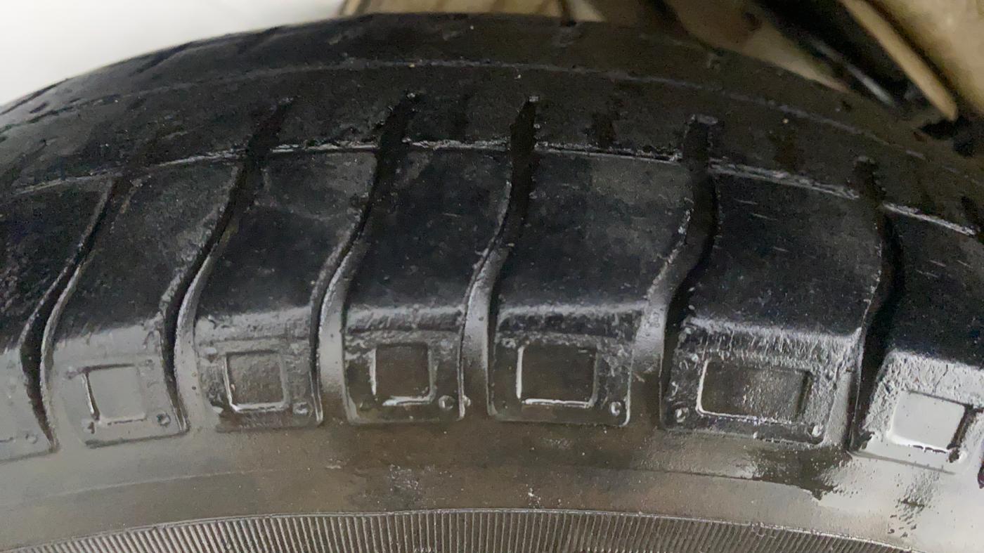 2019 Maruti Alto 800 VXI, Petrol, Manual, 45,377 km, Right Rear Tyre Tread