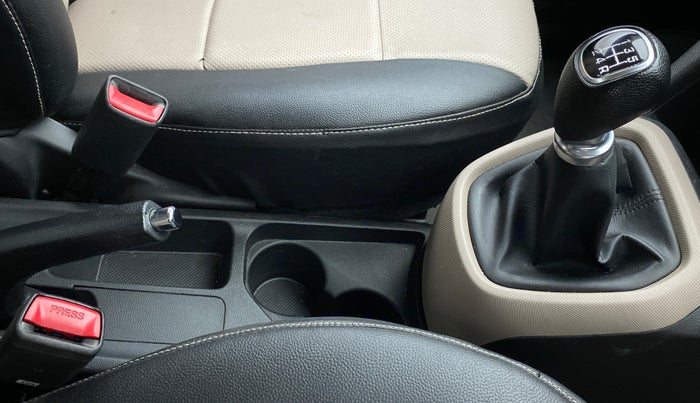 2019 Hyundai Grand i10 1.2 KAPPA SPORTZ (O), Petrol, Manual, 28,787 km, Gear Lever