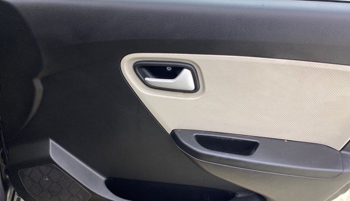 2021 Maruti Alto LXI, Petrol, Manual, 17,141 km, Driver Side Door Panels Control