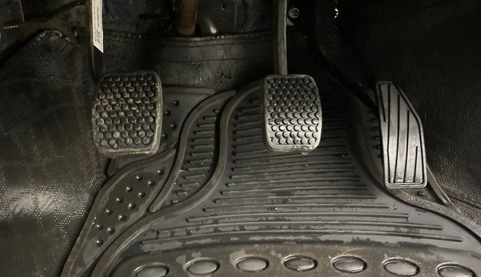 2021 Maruti Alto LXI, Petrol, Manual, 17,141 km, Pedals