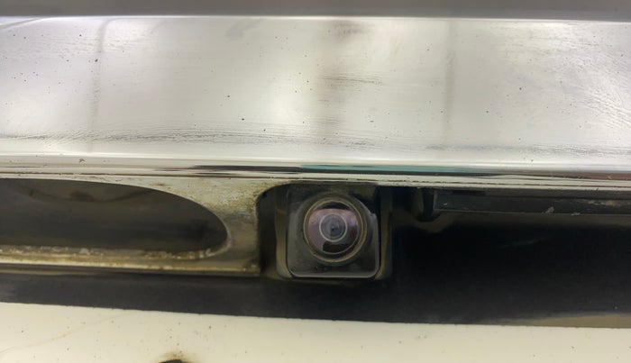 2017 Honda WR-V 1.5L I-DTEC VX MT, Diesel, Manual, 1,39,018 km, Parking Camera