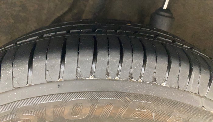 2014 Honda Amaze 1.5L I-DTEC S, Diesel, Manual, 94,854 km, Left Rear Tyre Tread