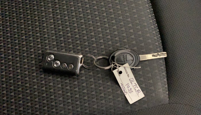2019 Tata Tiago XE PETROL, Petrol, Manual, 42,074 km, Key Close Up