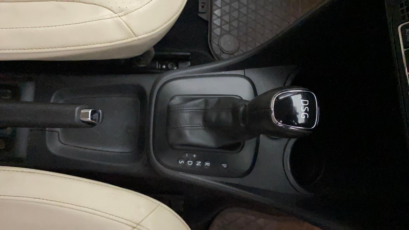 2019 Skoda Rapid STYLE 1.5 TDI AT, Diesel, Automatic, 95,582 km, Gear Lever