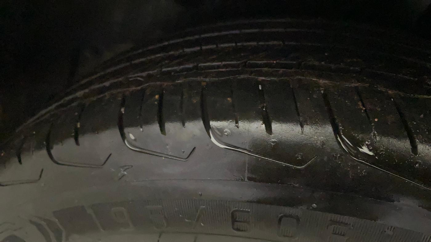 2019 Skoda Rapid STYLE 1.5 TDI AT, Diesel, Automatic, 95,582 km, Left Rear Tyre Tread