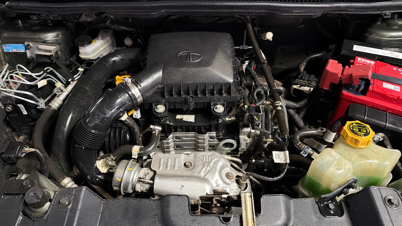 2023 Tata NEXON XZA PLUS SUNROOF PETROL, Petrol, Automatic, 19,720 km, Engine View