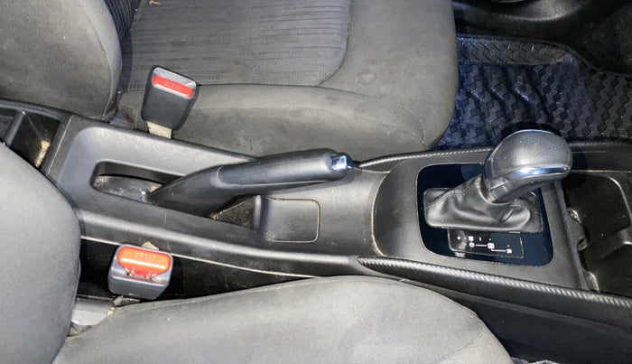 2024 Maruti Baleno DELTA 1.2 AGS, Petrol, Automatic, 30,517 km, Gear Lever