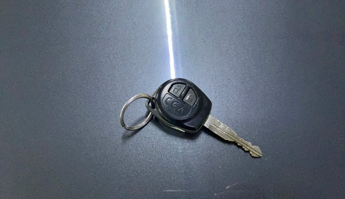 2024 Maruti Baleno DELTA 1.2 AGS, Petrol, Automatic, 30,517 km, Key Close Up