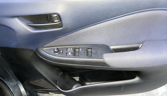 2024 Maruti Baleno DELTA 1.2 AGS, Petrol, Automatic, 30,517 km, Driver Side Door Panels Control