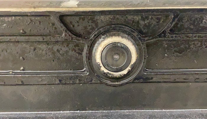 2017 Renault Duster 85 PS RXS MT DIESEL, Diesel, Manual, 1,00,850 km, Parking Camera