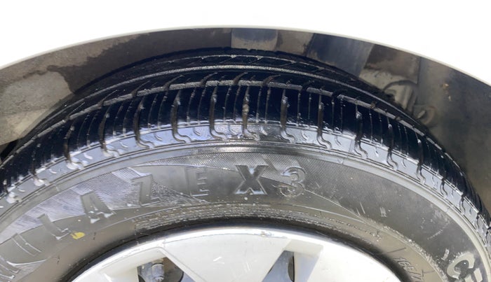 2015 Hyundai Xcent S 1.2, Petrol, Manual, 38,366 km, Left Rear Tyre Tread