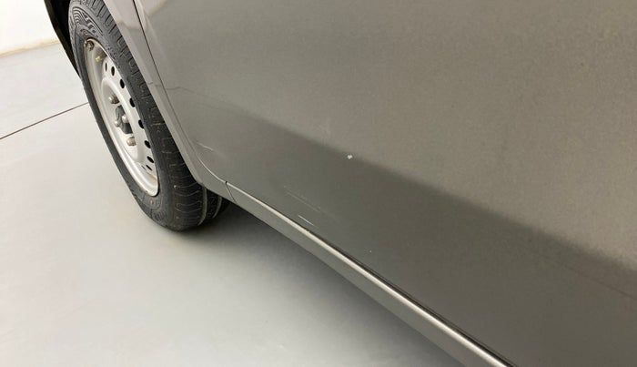 2020 Maruti New Wagon-R LXI CNG (O) 1.0, CNG, Manual, 66,284 km, Front passenger door - Slightly dented