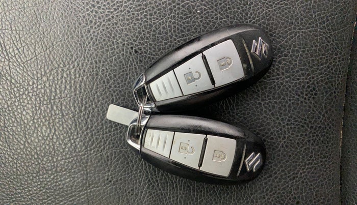 2016 Maruti Baleno ALPHA PETROL 1.2, Petrol, Manual, 91,284 km, Key Close Up