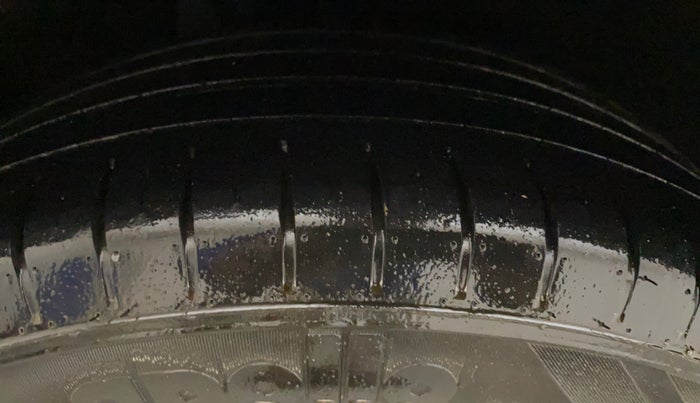 2016 Maruti Baleno ALPHA PETROL 1.2, Petrol, Manual, 91,284 km, Right Rear Tyre Tread