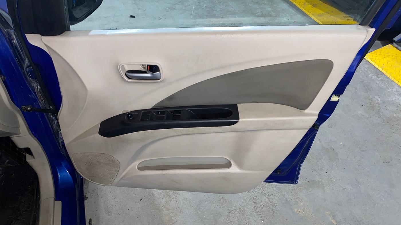 2020 Maruti Celerio ZXI (O), Petrol, Manual, 68,202 km, Driver Side Door Panels Control
