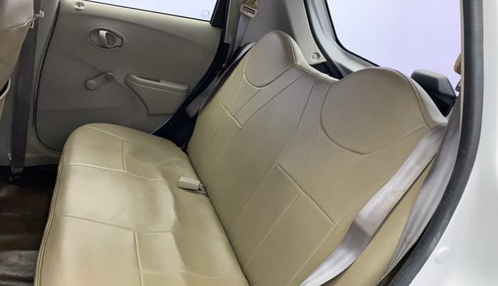 2014 Datsun Go T, Petrol, Manual, 61,184 km, Right Side Rear Door Cabin