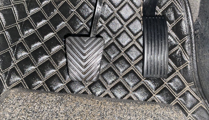 2021 KIA SONET HTX PLUS 1.0 IMT, Petrol, Manual, 62,859 km, Pedals