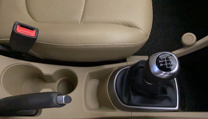 2015 Hyundai Verna FLUIDIC 4S 1.6 VTVT SX, Petrol, Manual, 68,525 km, Gear Lever