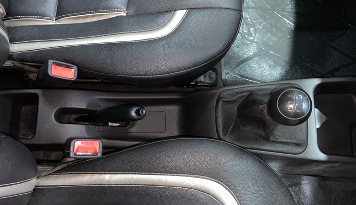 2015 Hyundai Eon MAGNA +, Petrol, Manual, 37,276 km, Gear Lever