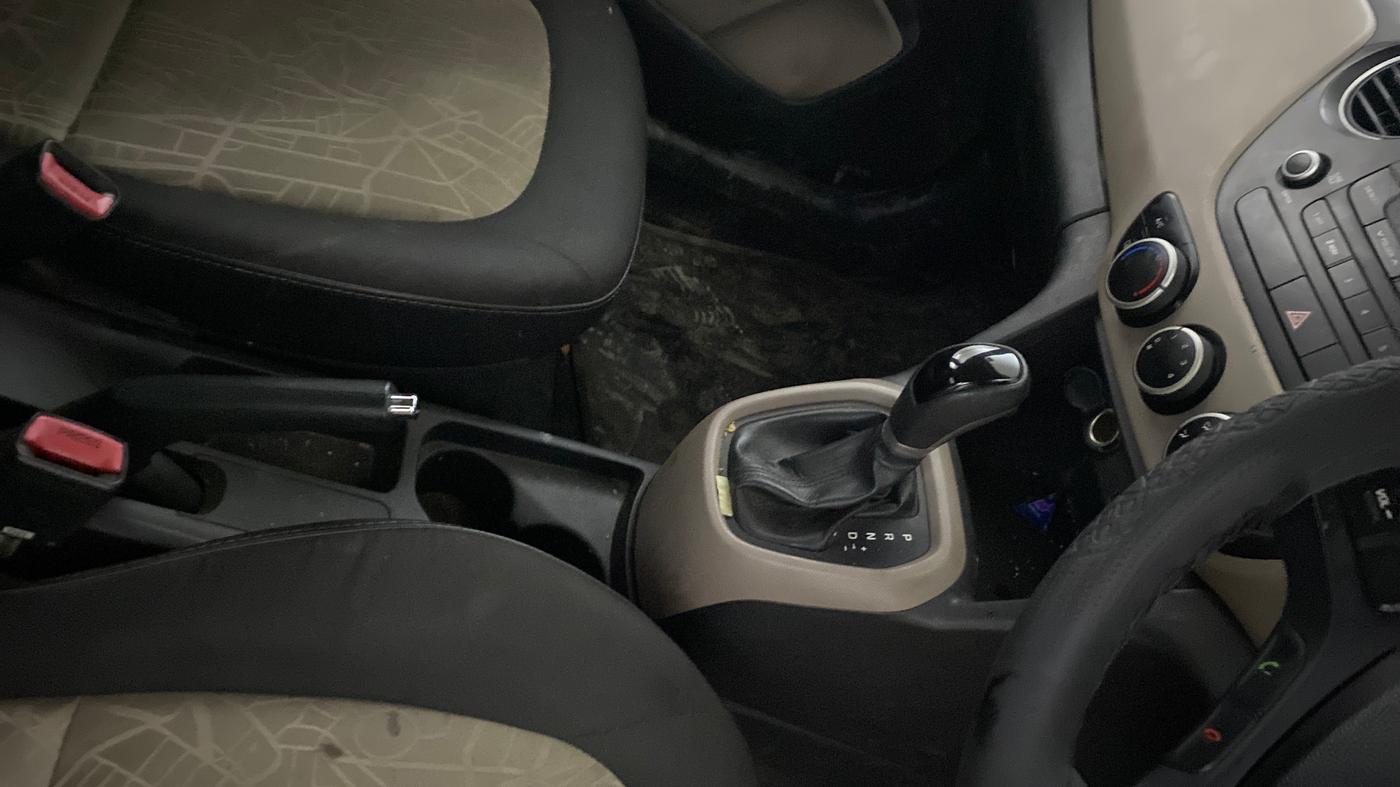 2014 Hyundai Grand i10 ASTA AT 1.2 KAPPA VTVT, Petrol, Automatic, 68,216 km, Gear Lever