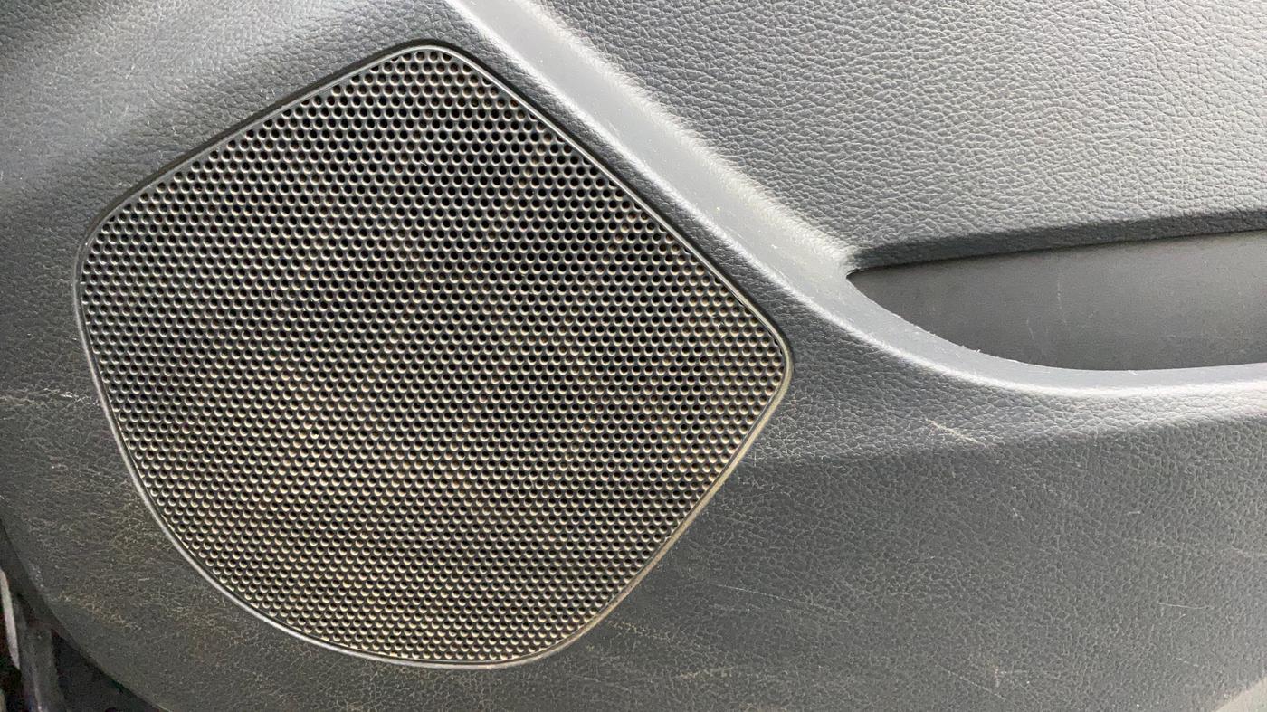 2015 Maruti Alto K10 VXI, Petrol, Manual, 82,061 km, Speaker
