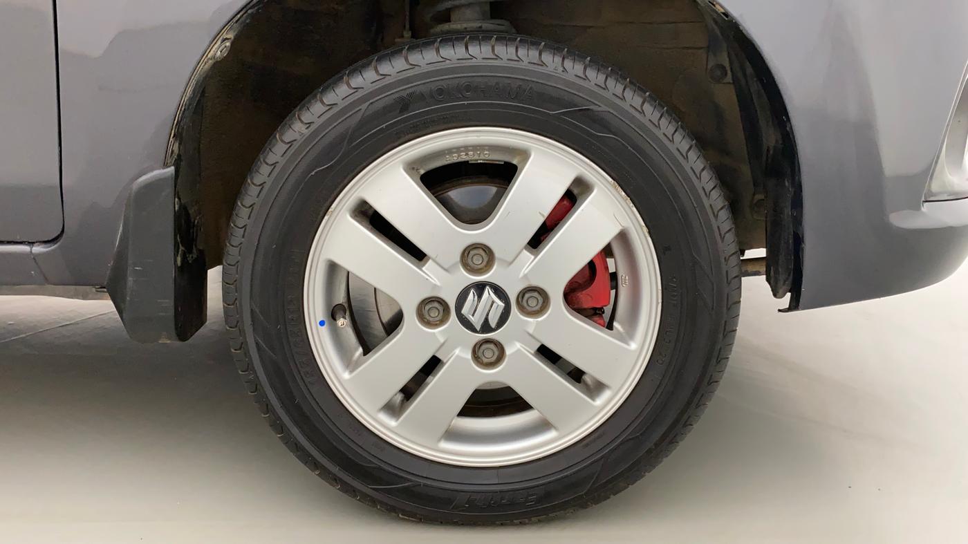 2015 Maruti Alto K10 VXI, Petrol, Manual, 82,061 km, Right Front Wheel