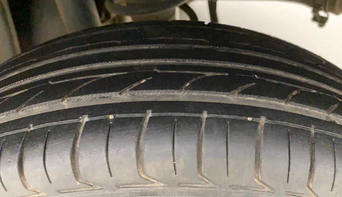 2015 Maruti Alto K10 VXI, Petrol, Manual, 82,061 km, Left Rear Tyre Tread