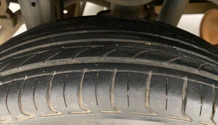 2015 Maruti Alto K10 VXI, Petrol, Manual, 82,061 km, Right Rear Tyre Tread
