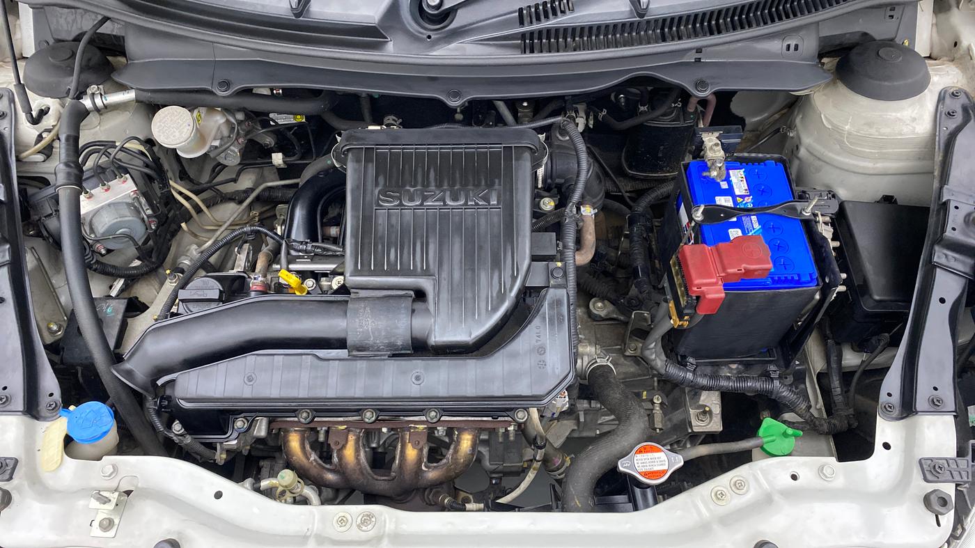 2016 Maruti Swift VXI OPT, Petrol, Manual, 27,254 km, Open Bonet