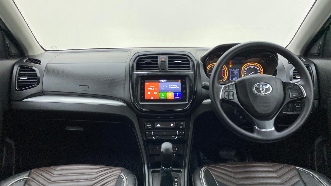 2022 Toyota URBAN CRUISER HIGH AT, Petrol, Automatic, 15,977 km, Dashboard