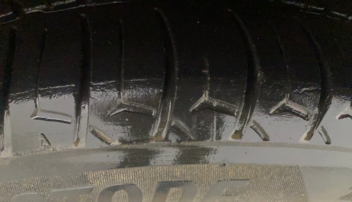 2020 Tata Tiago XZA PLUS PETROL, Petrol, Automatic, 1,25,942 km, Left Front Tyre Tread